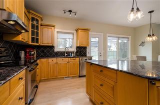 Photo 15: 1548 STRATHCONA Drive SW in Calgary: Strathcona Park Detached for sale : MLS®# C4292231