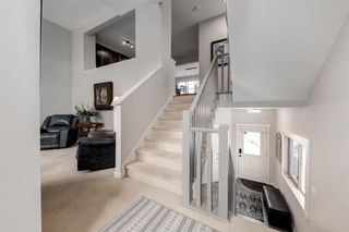 Photo 3: 9025 Wentworth Avenue SW in Calgary: West Springs Row/Townhouse for sale : MLS®# A2103008
