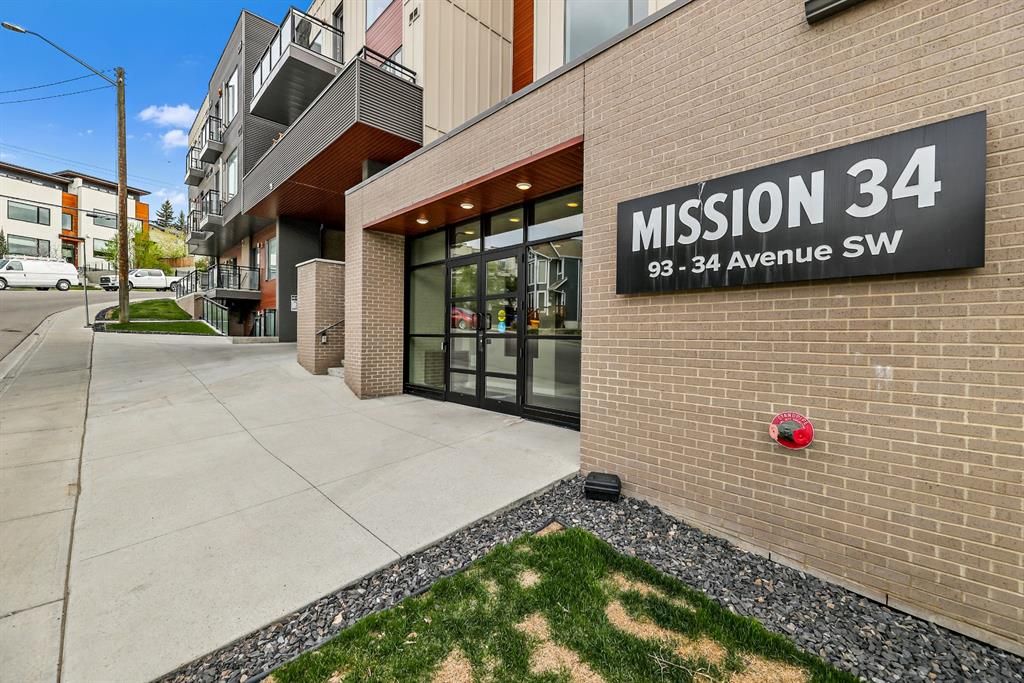 Main Photo: 310 93 34 Avenue SW in Calgary: Parkhill Apartment for sale : MLS®# A2020091