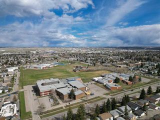 Photo 13: 7114 - 7116 Hunterville Road NW in Calgary: Huntington Hills Full Duplex for sale : MLS®# A2127434