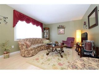 Photo 9: 1056 HOWSON Street in Regina: Mount Royal Single Family Dwelling for sale (Regina Area 02)  : MLS®# 486390