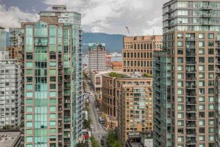 Photo 9: 3104 939 HOMER Street in Vancouver: Yaletown Condo for sale in "The Pinnacle" (Vancouver West)  : MLS®# R2363870