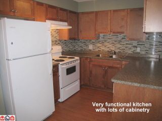 Photo 2: 213 33960 OLD YALE Road in Abbotsford: Central Abbotsford Condo for sale in "OLD YALE HEIGHTS" : MLS®# F1224659