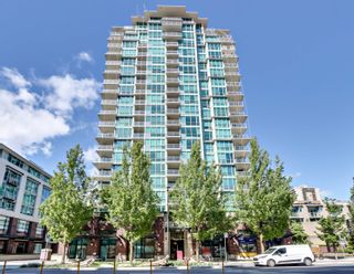 Main Photo: 1406 138 E ESPLANADE Street in North Vancouver: Lower Lonsdale Condo for sale : MLS®# R2889961