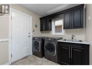 Photo 16: 3967 Gallaghers Circle in Kelowna: House for sale : MLS®# 10310063