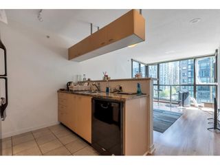 Photo 4: 707 1367 ALBERNI Street in Vancouver: West End VW Condo for sale in "The Lions" (Vancouver West)  : MLS®# R2629853