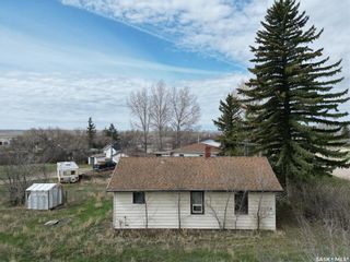 Photo 2: 116 1st Avenue North in Beechy: Residential for sale : MLS®# SK963452