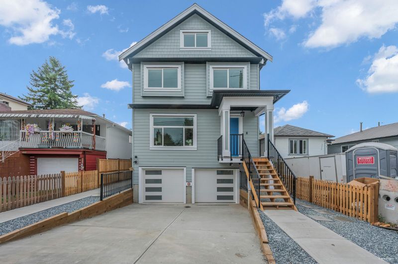 FEATURED LISTING: 3326 44TH Avenue East Vancouver
