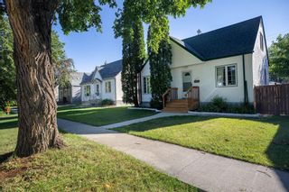 Photo 1: 602 Beaverbrook Street in Winnipeg: River Heights Residential for sale (1D)  : MLS®# 202022810