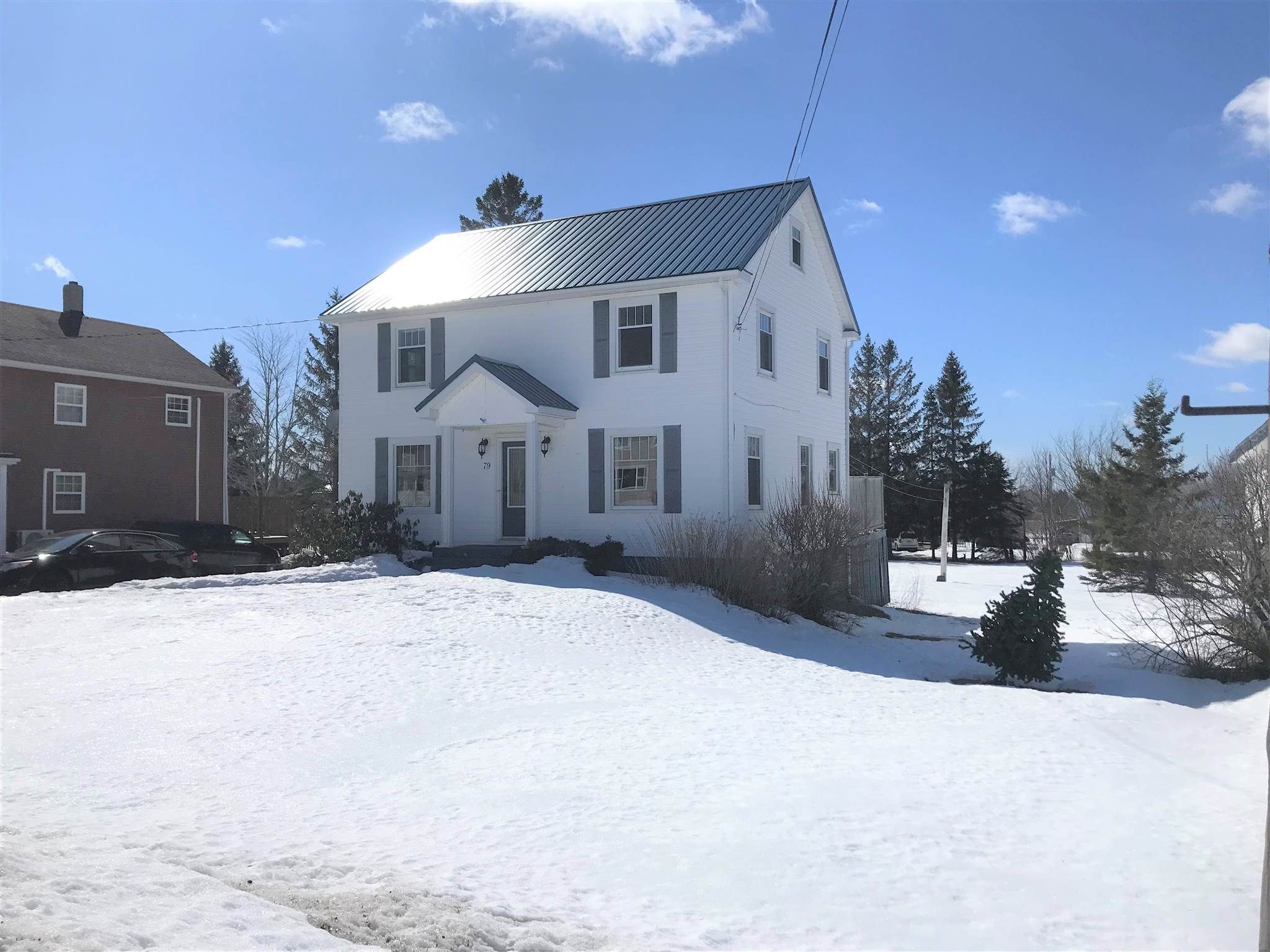 Main Photo: 79 McFarlane Street in Springhill: 102S-South Of Hwy 104, Parrsboro and area Residential for sale (Northern Region)  : MLS®# 202105109