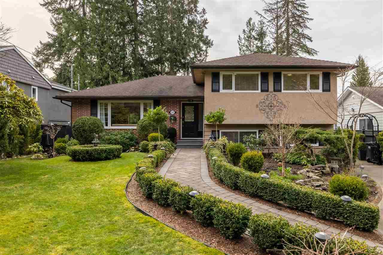 Main Photo: 1107 LINNAE Avenue in North Vancouver: Canyon Heights NV House for sale : MLS®# R2551247