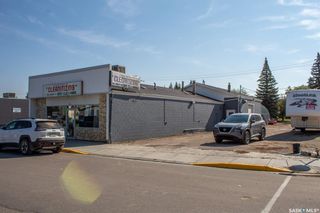 Photo 3: 802 Main Street in Melfort: Commercial for sale : MLS®# SK906811