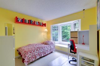 Photo 17: 8895 FINCH Court in Burnaby: Forest Hills BN Townhouse for sale in "PRIMROSE HILL" (Burnaby North)  : MLS®# R2061604