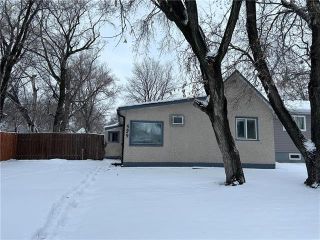 Photo 1: 529 6th Street NE in Portage la Prairie: House for sale : MLS®# 202330081