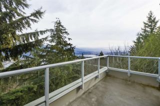 Photo 5: 705 9232 UNIVERSITY CRESCENT in Burnaby: Simon Fraser Univer. Condo for sale (Burnaby North)  : MLS®# R2449677