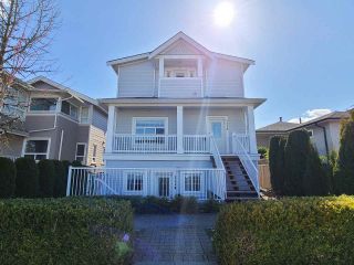 Photo 1: 3116 KINGS Avenue in Vancouver: Collingwood VE Townhouse for sale (Vancouver East)  : MLS®# R2569702