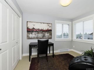 Photo 18: 43 Bamford Crt in View Royal: VR Six Mile House for sale : MLS®# 651703