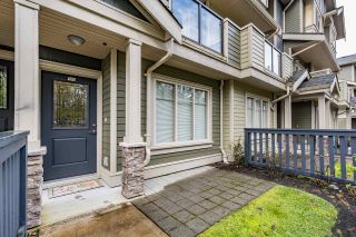 Photo 2: 109 3382 VIEWMOUNT Drive in Port Moody: Port Moody Centre Townhouse for sale in "LILLIUM VILLAS" : MLS®# R2155402