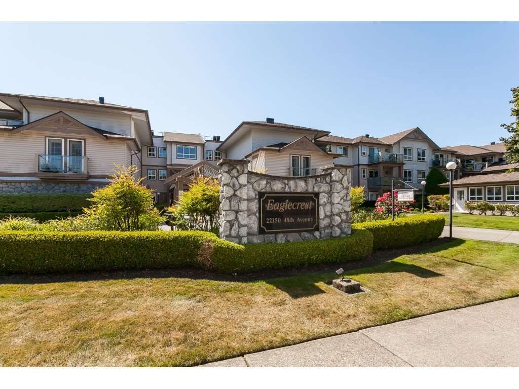 Main Photo: 319 22150 48 Avenue in Langley: Murrayville Condo for sale in "Eaglecrest" : MLS®# R2494337