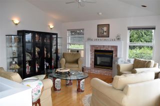 Photo 5: 4848 EAGLEVIEW Road in Sechelt: Sechelt District House for sale (Sunshine Coast)  : MLS®# R2089332