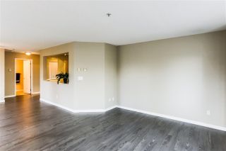 Photo 8: 106 20894 57 Avenue in Langley: Langley City Condo for sale : MLS®# R2224886
