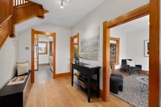 Photo 3: 720 E 15TH Avenue in Vancouver: Mount Pleasant VE House for sale (Vancouver East)  : MLS®# R2862710