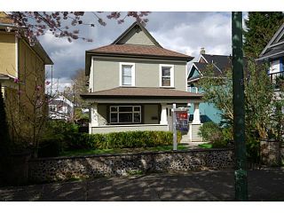 Main Photo: 761 E 13TH Avenue in Vancouver: Mount Pleasant VE House for sale (Vancouver East)  : MLS®# V1056472