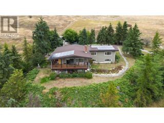 Photo 2: 2545 6 Highway E in Lumby: House for sale : MLS®# 10283978