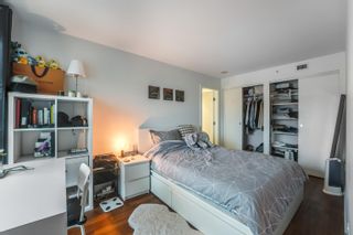 Photo 2: 1706 188 KEEFER Street in Vancouver: Downtown VE Condo for sale (Vancouver East)  : MLS®# R2746353