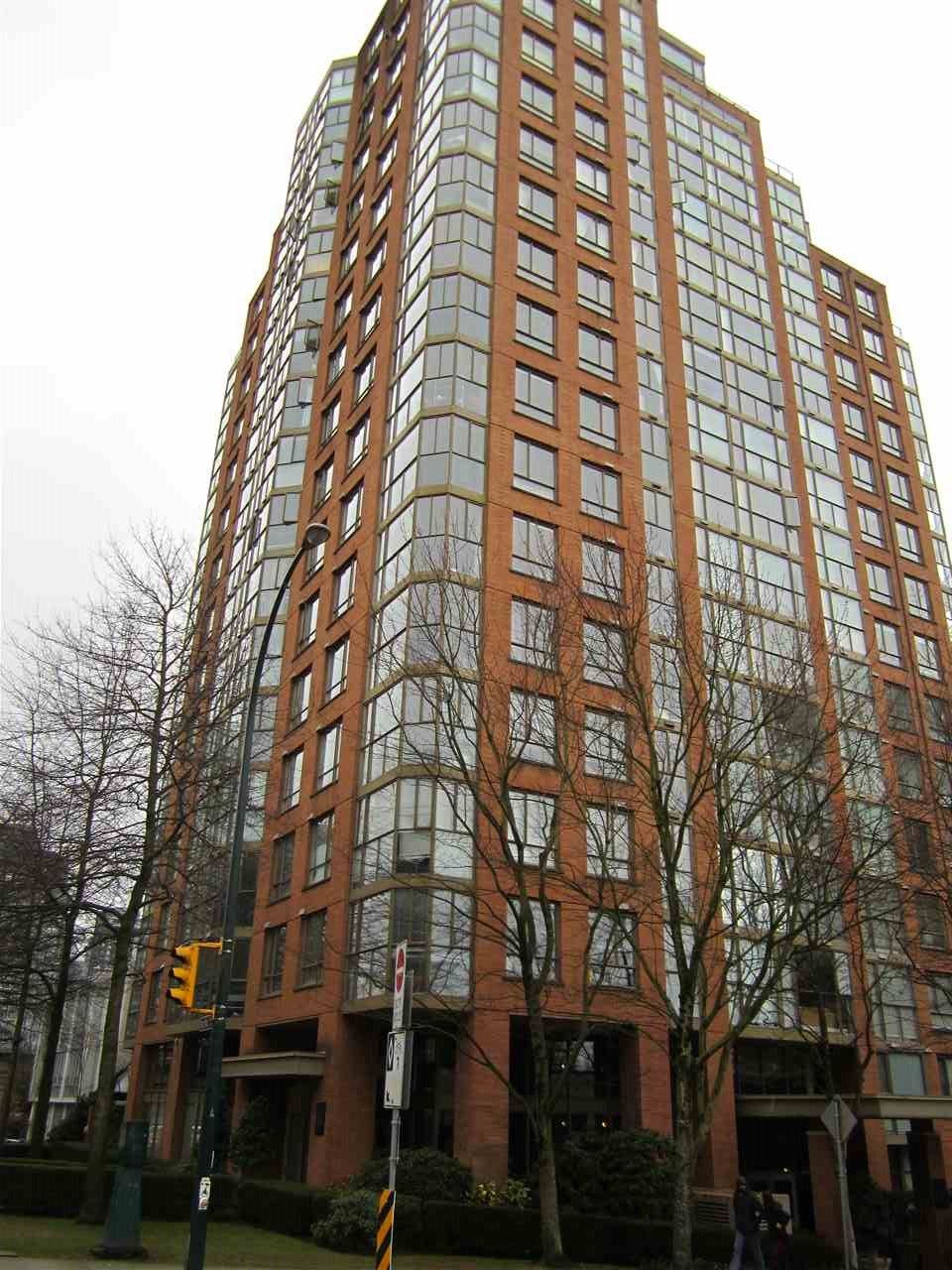 Main Photo: 705 888 PACIFIC STREET in : Yaletown Condo for sale : MLS®# R2142878
