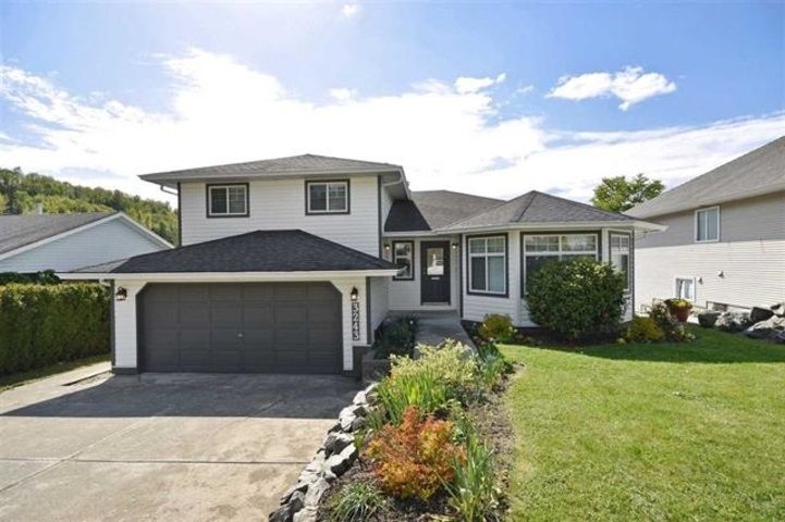 Main Photo: 3243 MCKINLEY Drive in Abbotsford: Abbotsford East House for sale : MLS®# R2327426