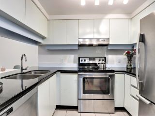 Photo 7: 1007 1238 MELVILLE Street in Vancouver: Coal Harbour Condo for sale (Vancouver West)  : MLS®# R2862163