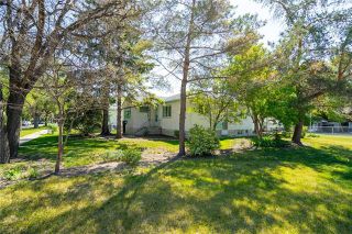 Photo 2: 858 Carter Avenue in Winnipeg: Crescentwood Residential for sale (1B)  : MLS®# 1915751