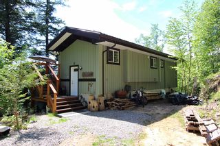 Photo 39: 2585 Airstrip Road in Anglemont: House for sale : MLS®# 10183062