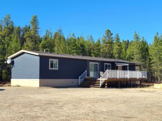 Main Photo: 4995 PITNEY Road in Valemount: Valemount - Town Manufactured Home for sale (Robson Valley)  : MLS®# R2824424