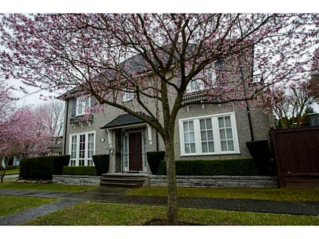 Main Photo: 1739 W 52ND AV in Vancouver: South Granville House for sale (Vancouver West)  : MLS®# V1109473
