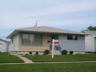 Photo 1: 616 STEWART Street in Winnipeg: Westwood / Crestview Single Family Detached for sale (West Winnipeg)  : MLS®# 2508856