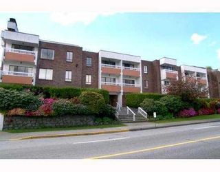 Photo 1: 308 2450 CORNWALL Avenue in Vancouver: Kitsilano Condo for sale (Vancouver West)  : MLS®# V752514