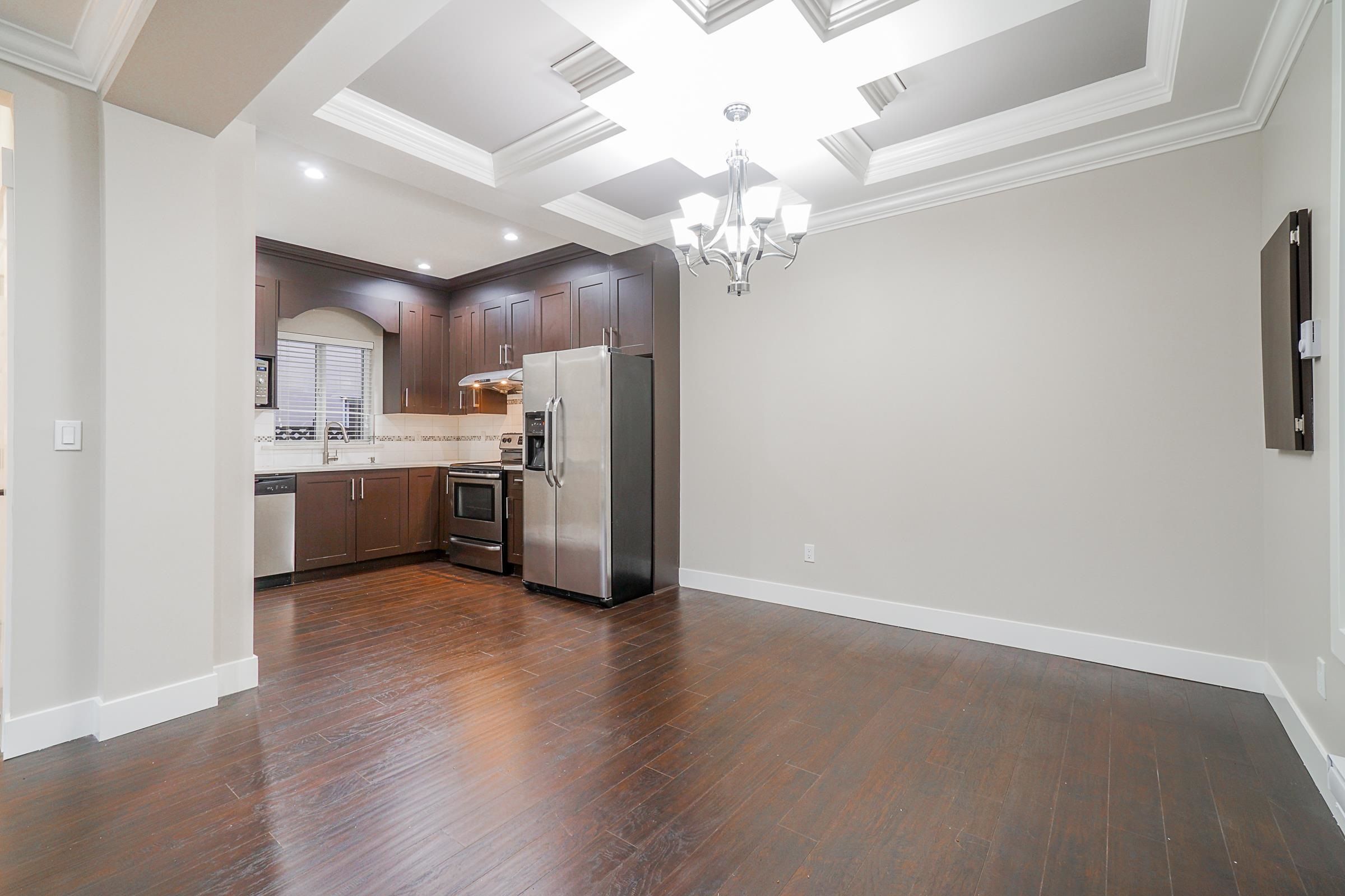 Photo 15: Photos: 1 4683 CANADA Way in Burnaby: Central BN 1/2 Duplex for sale (Burnaby North)  : MLS®# R2636881