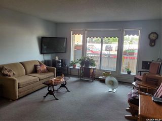 Photo 11: 110 706 Confederation Drive in Saskatoon: Massey Place Residential for sale : MLS®# SK938570