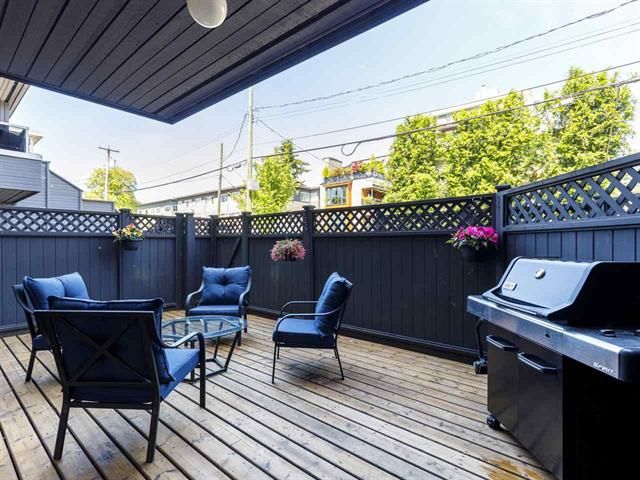 Main Photo: 107 2885 Spruce Street in Vancouver: Fairview VW Condo for sale (Vancouver West)  : MLS®# r2459907
