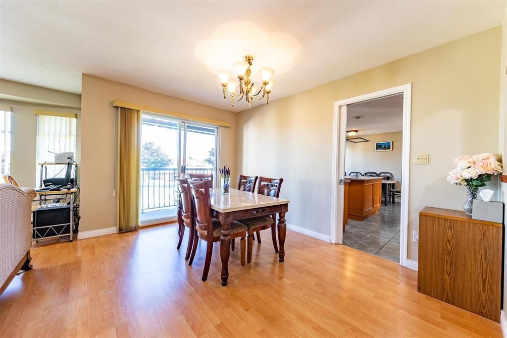 Photo 11: Photos: 8821 132B Street in Surrey: Queen Mary Park Surrey House for sale : MLS®# R2597277