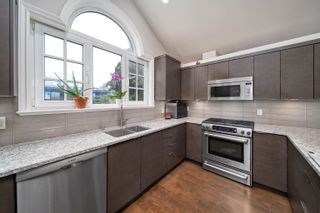 Photo 7: 1278 DUCHESS Avenue in West Vancouver: Ambleside 1/2 Duplex for sale : MLS®# R2738528
