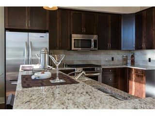 Photo 5: 18 614 Granrose Terr in VICTORIA: Co Latoria Row/Townhouse for sale (Colwood)  : MLS®# 728374