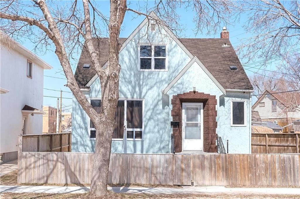 Main Photo: 20 Cecil Street in Winnipeg: Weston Residential for sale (5D)  : MLS®# 202209367