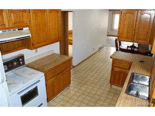 Photo 7: 1301 KING Street in Regina: Washington Park Single Family Dwelling for sale (Regina Area 03)  : MLS®# 528872