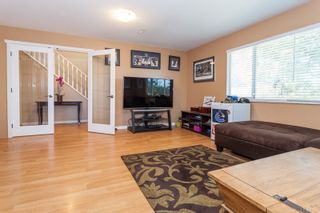 Photo 4: 18185 64 ave in Surrey: Cloverdale BC House for sale (Cloverdale)  : MLS®# R2064928