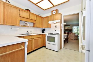 Photo 2: 62 3054 TRAFALGAR Street in Abbotsford: Central Abbotsford Townhouse for sale in "WHISPERING PINES" : MLS®# R2713963