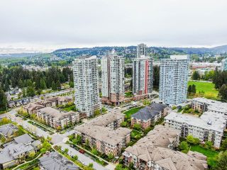 Photo 28: 404 3107 WINDSOR Gate in Coquitlam: New Horizons Condo for sale in "Bradley House" : MLS®# R2686820