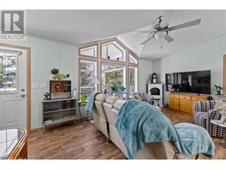 Photo 5: 2715 Fraser Road in Anglemont: House for sale : MLS®# 10310921